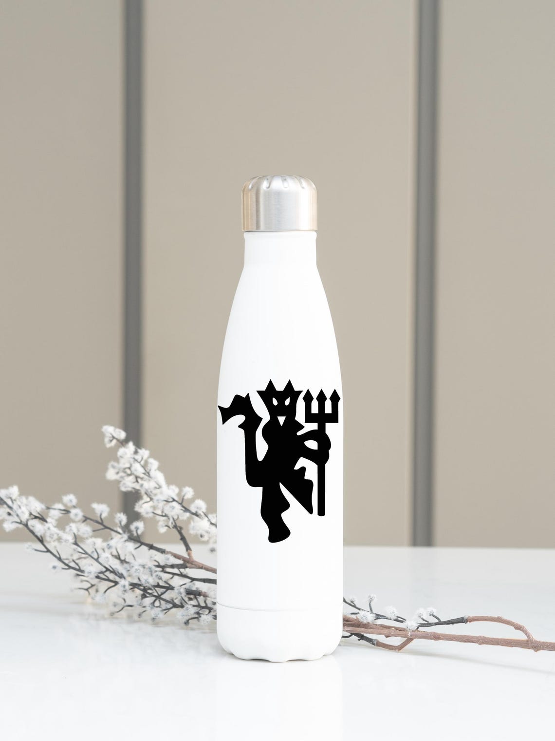 MANCHESTER UNITED Vinyl Decal Sticker gamer car truck window laptop cellphone tumbler Multiple Colors & Sizes - Image 4